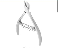 Load image into Gallery viewer, STALEKS SMART 30 PROFESSIONAL CUTICLE NIPPERS 4 MM NS-30-4